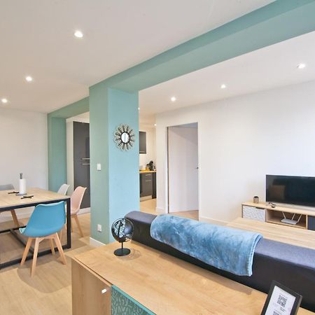 Appartement Familial, 2 Chambres, En Rdc Sur Cour Saint-Florentin  Exterior photo